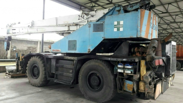 ขายรถเครน KATO สี่ล้อ 3 L