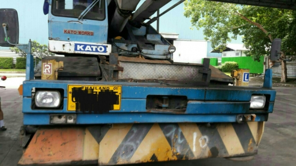 ขายรถเครน KATO สี่ล้อ 3 L ขายรถเครน KATO สี่ล้อ 3 L