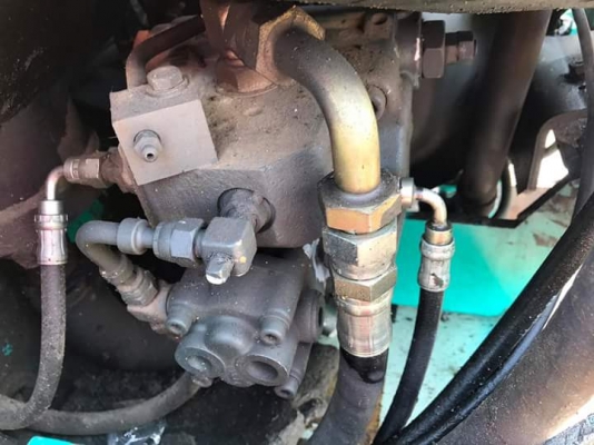 ขายรถขุด ยี่ห้อ: KOMATSU แบบ: PC30R-8   ราคา 400,000 บาท (ต่อรองได้)  คอนโทนสั้นปั้มนิ้ว เครื่อง3สูบ สภาพเดิมๆจากญี่ปุ่น การใช้งาน4,687ชม. รถเก่านอกแท้ญี่ปุ่น  มีเอกสารใบอินวอย ไม่เคยใช้งานในไทย100\% รถพร้อมใช้งาน  สนใจติดต่อ โทร : 099-907-9273 กิ๊ฟ กมลชนก