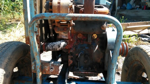 เครื่องคูโบต้ารุ่น15แรงพร้อมแท่นลากคับ เครื่องคูโบต้ารุ่น15แรงพร้อมแท่นลากคับ