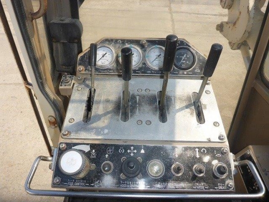 รถเจาะหินFuru