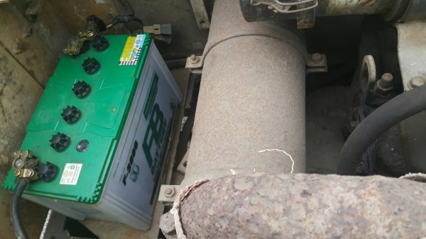 ขายรถแบคโฮ KOMATSU PC30-6 เอกสารอินวอย ราคา 175000