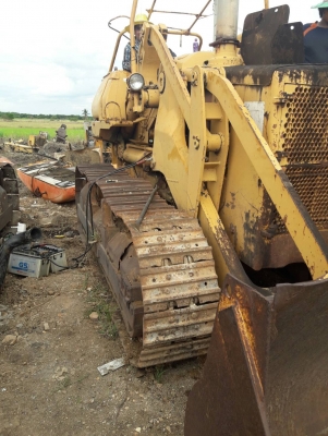 ขายรถแทรคเตอร์ KOMATSU D60S มีวินหลัง ราคา 350000