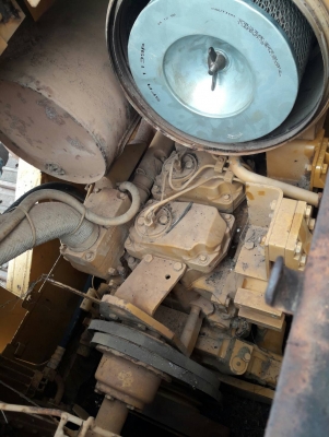 ขายรถแทรคเตอร์ KOMATSU D60S มีวินหลัง ราคา 350000