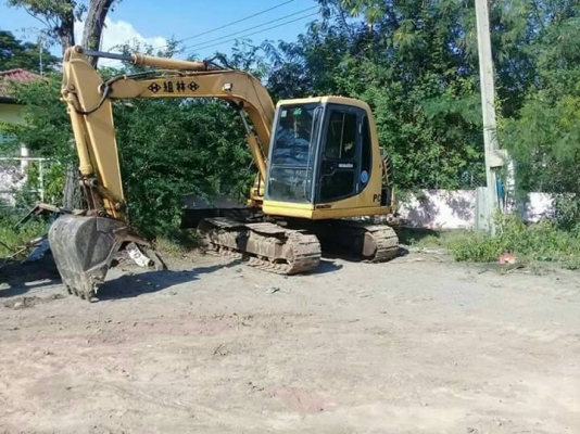 ขายรถแบคโฮ KOMATSU PC60-7 เอกสารไม่มี ราคา 550000