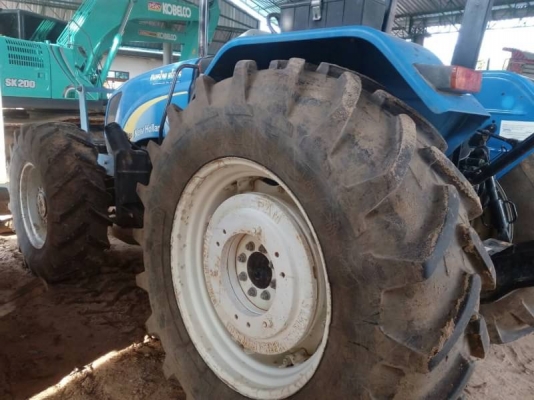 ขายรถไถ NewHolland รุ่น T5060 ( 105 แรง ) รถใช้งาน 2,000 กว่าชั่วโมง