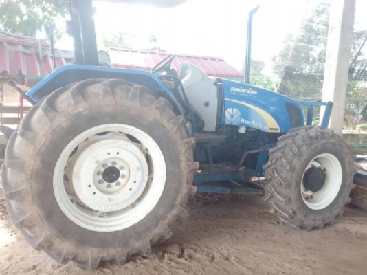 ขายรถไถ NewHolland รุ่น T5060 ( 105 แรง ) รถใช้งาน 2,000 กว่าชั่วโมง