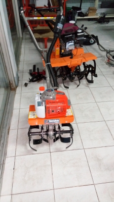 ขายรถพรวน สาดดิน 2 จังหวะของใหม่นำเข้า เหมาะงานเบาๆราคา 12000 บาทครับ