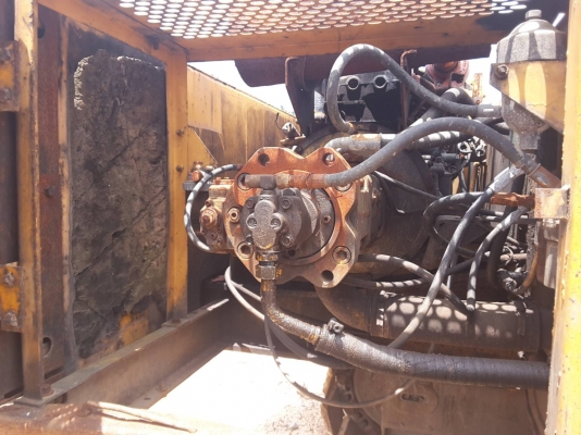 ขาย‼ >>> Kobelco Sk200mark2 465,000 บาท <<< เบอร์ติดต่อ 098-7155789 086-4631102