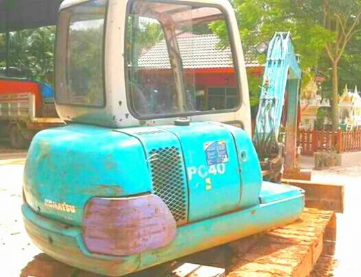 ขายรถแบคโฮ KOMATSU PC40-7 ราคา 400000