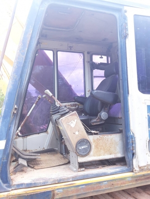 ขาย‼ >>> Kobelco Sk200mark2 765,000 บาท <<< เบอร์ติดต่อ 098-7155789 086-4631102