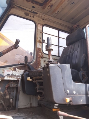 ขาย!! >>> Kato HD700 พร้อมใช้งาน 650,000 บาท <<< เบอร์ติดต่อ 098-7155789 086-4631102