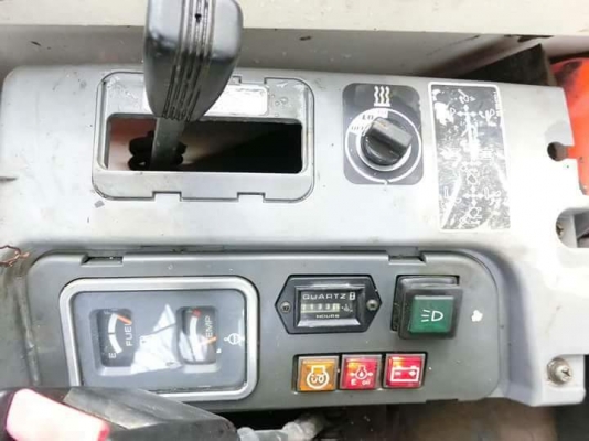 ขายรถขุด ยี่ห้อ: KUBOTA แบบ: KX61-3 (ขนาดเทียบเท่าPC15) #เสป๊กศูนย์ ราคา 300,000 บาท (ต่อรองได้) คอนโทนสั้นปั้มนิ้ว หัวเก๋ง เครื่อง3สูบ สภาพเดิมๆจากญี่ปุ่น การใช้งาน2,133ชม. รถเก่านอกแท้ญี่ปุ่น มีเอกสารใบอินวอย ไม่เคยใช้งานในไทย100\% รถพร้อมใช้งาน สนใ ขายรถขุด ยี่ห้อ: KUBOTA แบบ: KX61-3 (ขนาดเทียบเท่าPC15) #เสป๊กศูนย์ ราคา 300,000 บาท (ต่อรองได้) คอนโทนสั้นปั้มนิ้ว หัวเก๋ง เครื่อง3สูบ สภาพเดิมๆจากญี่ปุ่น การใช้งาน2,133ชม. รถเก่านอกแท้ญี่ปุ่น มีเอกสารใบอินวอย ไม่เคยใช้งานในไทย100\% รถพร้อมใช้งาน สนใ