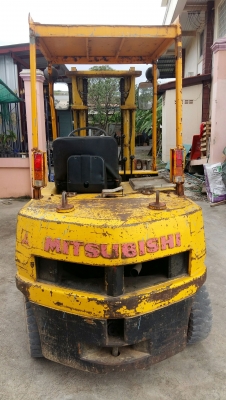 รถโฟลคลิฟท์ MITSUBISHI เครื่องยนต์ ดีเซล  น้ำหนักยก 2.5 ตัน  ยกสูง 4 เมตร