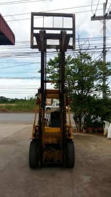 รถโฟลคลิฟท์ MITSUBISHI เครื่องยนต์ ดีเซล  น้ำหนักยก 2.5 ตัน  ยกสูง 4 เมตร