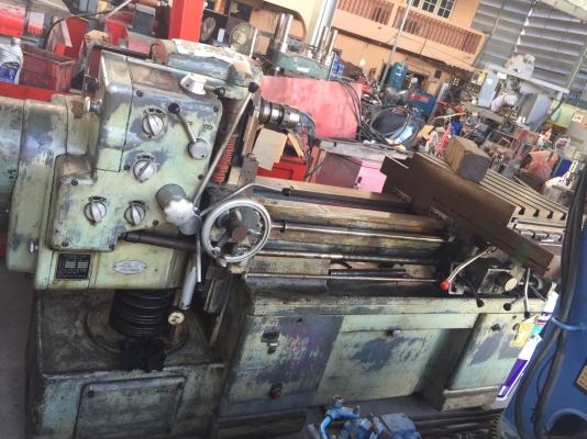 เครืองกลึง japan หัวปรับขึ้นลงได้ไส่หัวจับได้ กลึงเกียวได้ ปาดหน้าได้ เซาลองได้   ( ได้ทุกอย่าง )