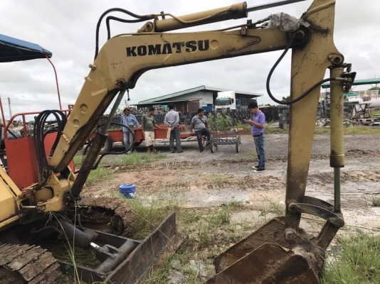 ขาย 165,000 บาท KOMATSU PC30-3 เครื่องดี ปั้มแรง โช่หนา เอวแน่น เอกสารชื้อขาย   รถอยู่ จ.บุรีรัมย์090-772-3710,090-772-3708ขาย 165,000 บาท KOMATSU PC30-3 เครื่องดี ปั้มแรง โช่หนา เอวแน่น เอกสารชื้อขาย   รถอยู่ จ.บุรีรัมย์090-772-3710,090-772-3708