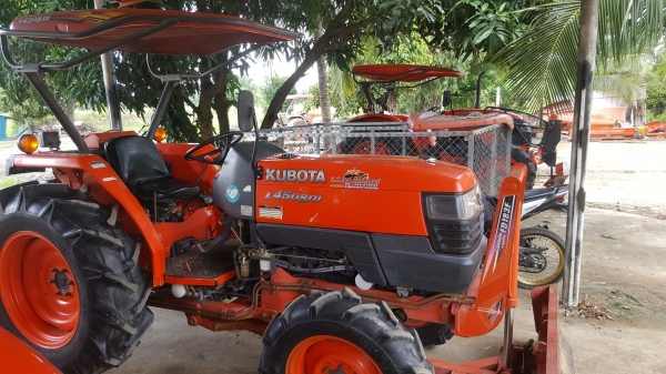 ขายคูโบต้าL4508DLสีเดิมทั้งคันสนใจติดต่อ0906910337-0900596150