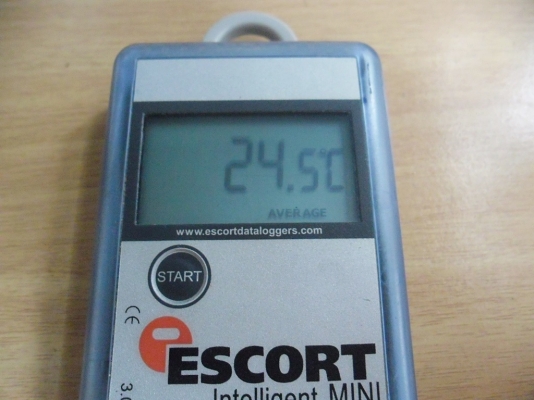 ESCORT INTELLIGENT MINI เครื่องบันทึกขนาดเล็กแบบอัจฉริยะ
