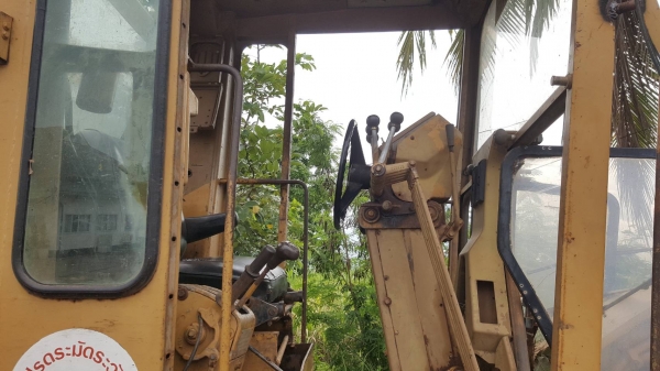 ขาย รถเกรด CAT 140G 72V ซีเรียล 5718 เอกสารเล่มทะเบียนครบ รถใช้งานได้ดีทุกระบบ ราคาต่อรองได้ครับ ขาย รถเกรด CAT 140G 72V ซีเรียล 5718 เอกสารเล่มทะเบียนครบ รถใช้งานได้ดีทุกระบบ ราคาต่อรองได้ครับ