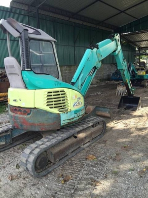 ขายรถขุด Yanmar รุ่น B3-5 เครื่องยนต์ตัวใหม่ เก่าญี่ปุ่นแท้ 100\% ขายรถขุด Yanmar รุ่น B3-5 เครื่องยนต์ตัวใหม่ เก่าญี่ปุ่นแท้ 100\%