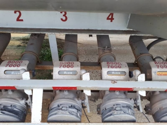 ขาย 3 หางละ 295,000 บาท (ไม่มีทะบียน) หางน้ำมัน อู่บันเทิง 3 เพลา ขายตามสภาพ    รถอยู่ จ.จันทบุรี090-772-3710,090-772-3708