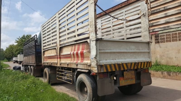 ขาย 665,000 รถพ่วงแม่-ลูกไม่ดั้ม HINO FL186 เพลาเดียว เครื่อง EK100 260 แรงม้า เกียร์ใหญ่ คัสซีสวยตลอดเส้น ลูก 2 เพลา 6 เมตร ทะเบียนครบพร้อมโอน  รถอยู่ จ.อุดรธานี 090-772-3710,090-772-3708