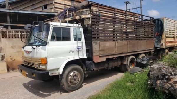 ขาย 665,000 รถพ่วงแม่-ลูกไม่ดั้ม HINO FL186 เพลาเดียว เครื่อง EK100 260 แรงม้า เกียร์ใหญ่ คัสซีสวยตลอดเส้น ลูก 2 เพลา 6 เมตร ทะเบียนครบพร้อมโอน  รถอยู่ จ.อุดรธานี 090-772-3710,090-772-3708