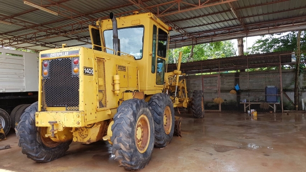 ขายรถเกรด CAT 140G  72V  เก่านอก ใช้งานน้อย ดิฟล็อคใช้งานได้  สนใจติดต่อ 081-9652321