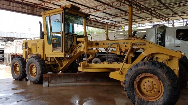 ขายรถเกรด CAT 140G  72V  เก่านอก ใช้งานน้อย ดิฟล็อคใช้งานได้  สนใจติดต่อ 081-9652321