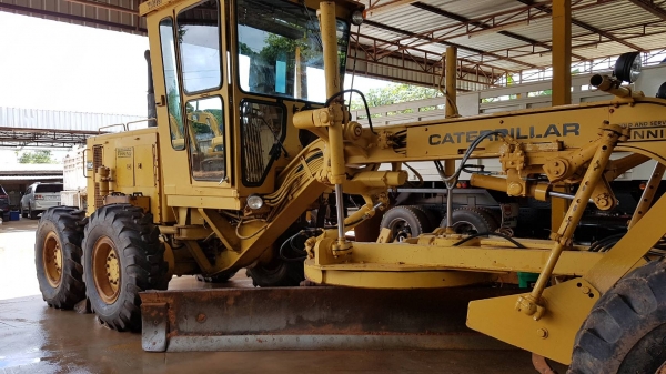 ขายรถเกรด CAT 140G  72V  เก่านอก ใช้งานน้อย ดิฟล็อคใช้งานได้  สนใจติดต่อ 081-9652321