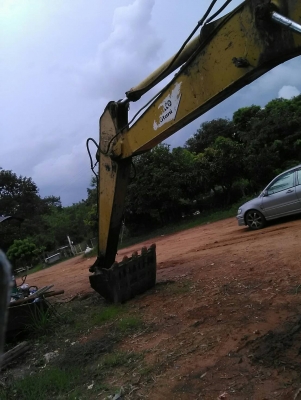 รถขุดแบ็คโฮKOBELCO  SK200 มาร์ที เอกสารเล่มทะเบี ยน เครื่องปั้มดื โช่บูชเอวดี กล่องจอมีไฟฟ้าต้องเช๊คระบบ ทำงานดีไม่มรร้อน รถอยู่ขอนแก่น 460,000บ. สนใจ 0835601591 หรือ 0903494058