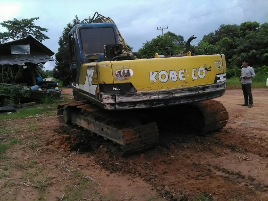 รถขุดแบ็คโฮKOBELCO  SK200 มาร์ที เอกสารเล่มทะเบี ยน เครื่องปั้มดื โช่บูชเอวดี กล่องจอมีไฟฟ้าต้องเช๊คระบบ ทำงานดีไม่มรร้อน รถอยู่ขอนแก่น 460,000บ. สนใจ 0835601591 หรือ 0903494058