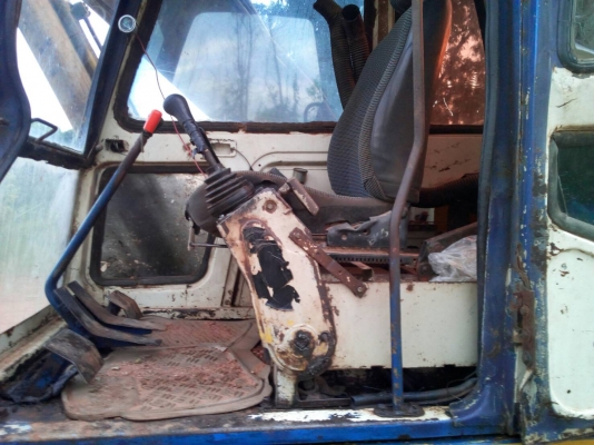 รถขุดแบ็คโฮKOBELCO  SK200 มาร์ที เอกสารเล่มทะเบี ยน เครื่องปั้มดื โช่บูชเอวดี กล่องจอมีไฟฟ้าต้องเช๊คระบบ ทำงานดีไม่มรร้อน รถอยู่ขอนแก่น 460,000บ. สนใจ 0835601591 หรือ 0903494058