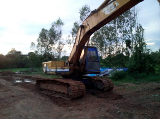 รถขุดแบ็คโฮKOBELCO  SK200 มาร์ที เอกสารเล่มทะเบี ยน เครื่องปั้มดื โช่บูชเอวดี กล่องจอมีไฟฟ้าต้องเช๊คระบบ ทำงานดีไม่มรร้อน รถอยู่ขอนแก่น 460,000บ. สนใจ 0835601591 หรือ 0903494058