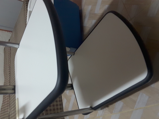 โต๊ล้อหมุนสแตนเลท เสียบไฟได้ 2 ช่อง งานคุณภาพครับสายไฟ3 เมตร Size 45x38x75 โต๊ล้อหมุนสแตนเลท เสียบไฟได้ 2 ช่อง งานคุณภาพครับสายไฟ3 เมตร Size 45x38x75