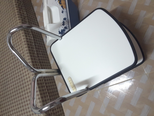 โต๊ล้อหมุนสแตนเลท เสียบไฟได้ 2 ช่อง งานคุณภาพครับสายไฟ3 เมตร Size 45x38x75 โต๊ล้อหมุนสแตนเลท เสียบไฟได้ 2 ช่อง งานคุณภาพครับสายไฟ3 เมตร Size 45x38x75