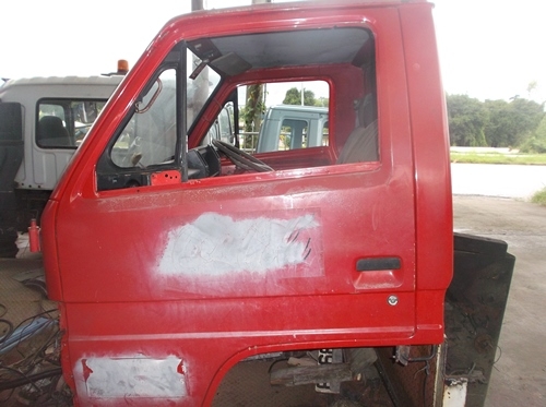 ขายหัวเก๋ง ISUZU  NKR88  มีหูช้าง  หัวยกได้ ขายตามสภาพ อุปกรณ์เกือบครบ