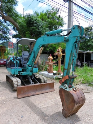KOMATSU 30R-8 ขนาดPC-30 <มีVDOชม>รถเก่านอกมีเอกสาร☎️ติดต่อ 085-5632278 <ราคาต่อรองได้>