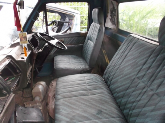 ขายหัวเก๋ง ISUZU   115แรง มีหูช้าง สภาพปั้นได้ เบาะสวย แค่ทำสีก็สวยแล้ว