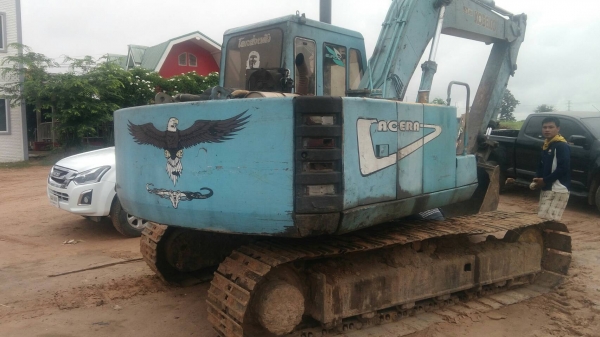 ขายรถขุดแบ็คโฮ  KOBECO SK120 มาร์คทู เอกสารอินวอย เครื่องปั้มดี ทำงานทั้งวันไม่มีร้อน รถอยูขอนแก่น ราคา 400,000บ. สนใจ 0835601591 หรือ 0903494058