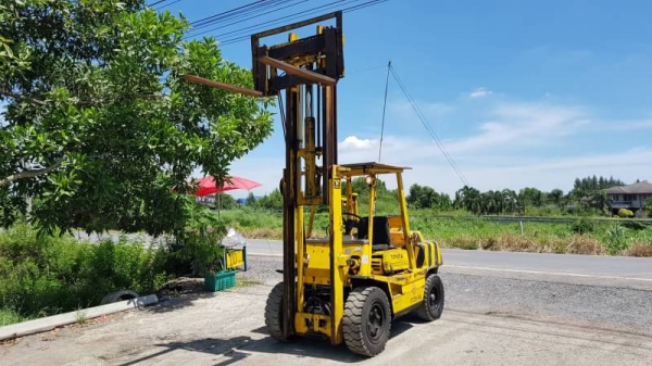 ขายด่วนรถยกดีเซล210,000฿ TOYOTAชั่วโม่งทำงาน น้อย 4FD35ยก4ตันเสา3กะบอกยกสูง3เมตรทูฟรีแผงงาสไลด์รถนอกนำเข้ายังไม่เคยใช้งานในเมืองไทยเลย