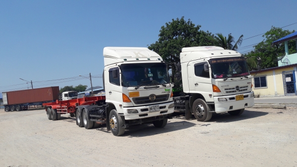 ขายรถ10ล้อหัวลาก Hino 320 ขายรถ10ล้อหัวลาก Hino 320