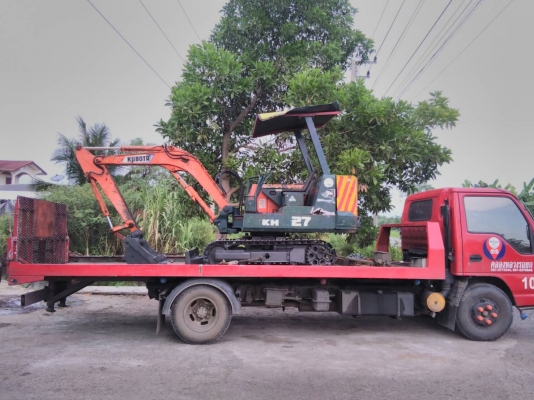 ขายด่วนรถแบคโฮKUBOTAคูโบต้าKH27เทียบเท่าPC30เครื่องคูโบต้า3สูบปั่มแรงรถนอกเพิ่งนำเข้ามาใหม่ยังไม่เคยใช้งานในเมืองไทยเลย