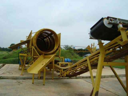 ขายเครื่องจักรพร้อมอุปกรณ์ที่ใช้แต่งแร่พร้อมใช้ครบชุดครับสนใจโทรมานะครับ