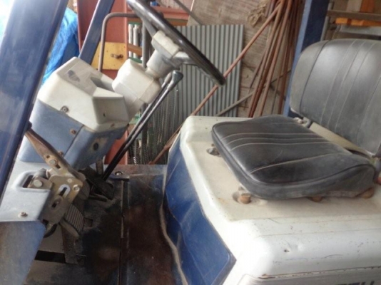 ขายโฟล์คลิฟท์เบนซินโคมัสสุ สอบถามได้ 062-709-1747