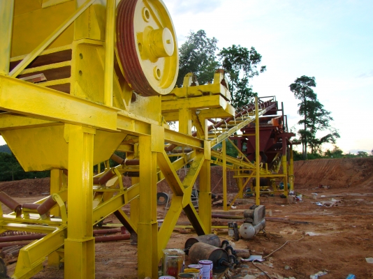 ขายปากโม่วิลเหลี่ยมขนาด4X8 ครับสภาพดี...