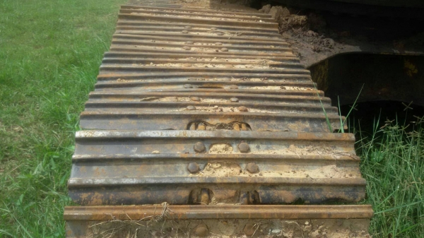 Komatsu Pc200-5 รถใช้งานได้ปกติ ขายตามสภาพ เอกสารเล่มทะเบียน