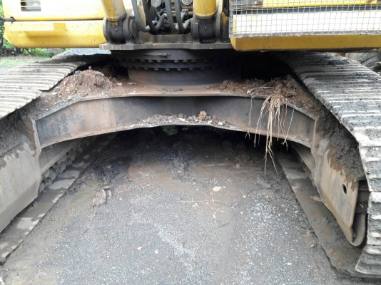 ขาย  KOMATSU  รุ่น  8PC300