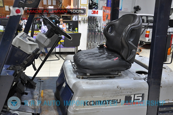 ขายรถโฟล์คลิฟท์มือสอง KOMATSU รุ่น FD15D-15-311202 นำเข้าจากประเทศญี่ปุ่น 100\% ไม่เคยใช้งานในไทย
